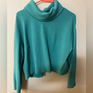 Lululemon ribbed funnel neck pullover